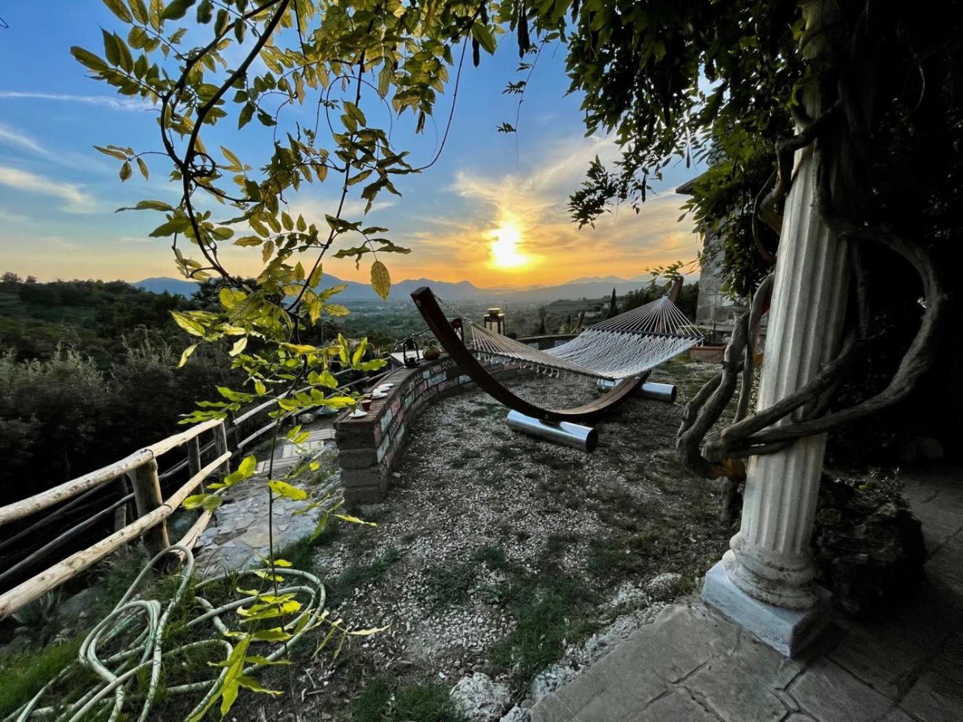 Villa De Luccheri Frasso Telesino Exterior photo